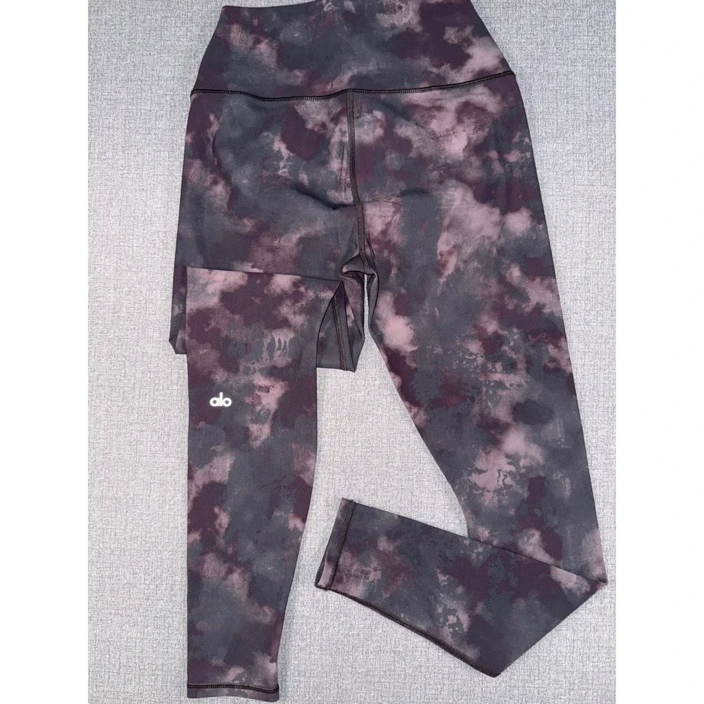 Alo Yoga High Waist Airbrush Legging Purple Grey Tie Dye Cloud Print Size M